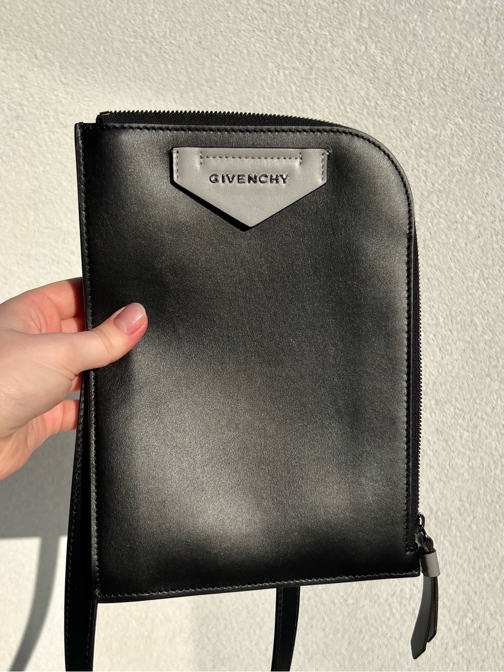 Givenchy Antigona Soft 2WAY Crossbody Clutch Bag Black